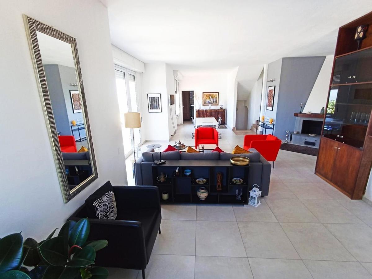 Villa Orizzonte Sullo Jonio อาโวลา ภายนอก รูปภาพ
