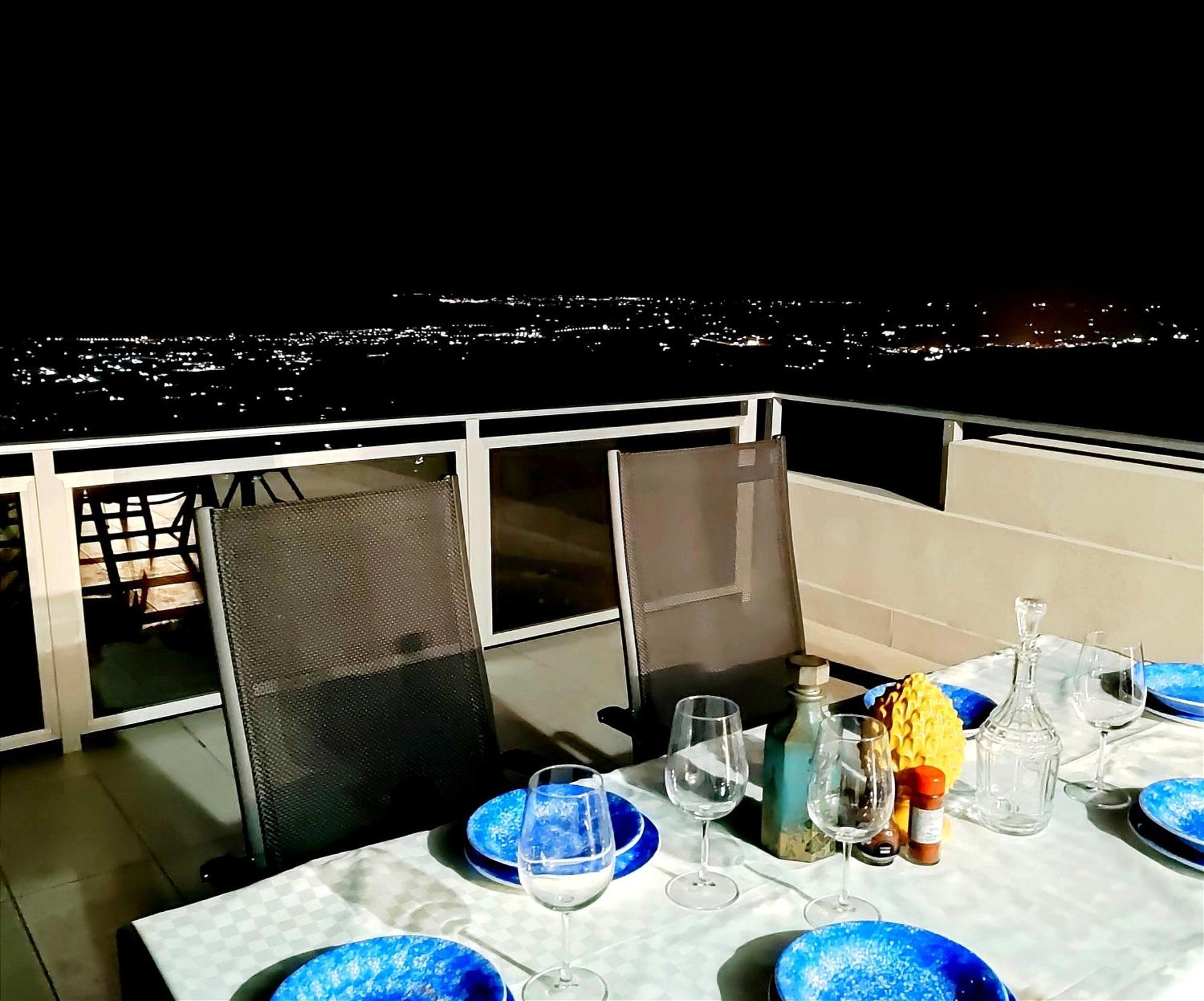 Villa Orizzonte Sullo Jonio อาโวลา ภายนอก รูปภาพ