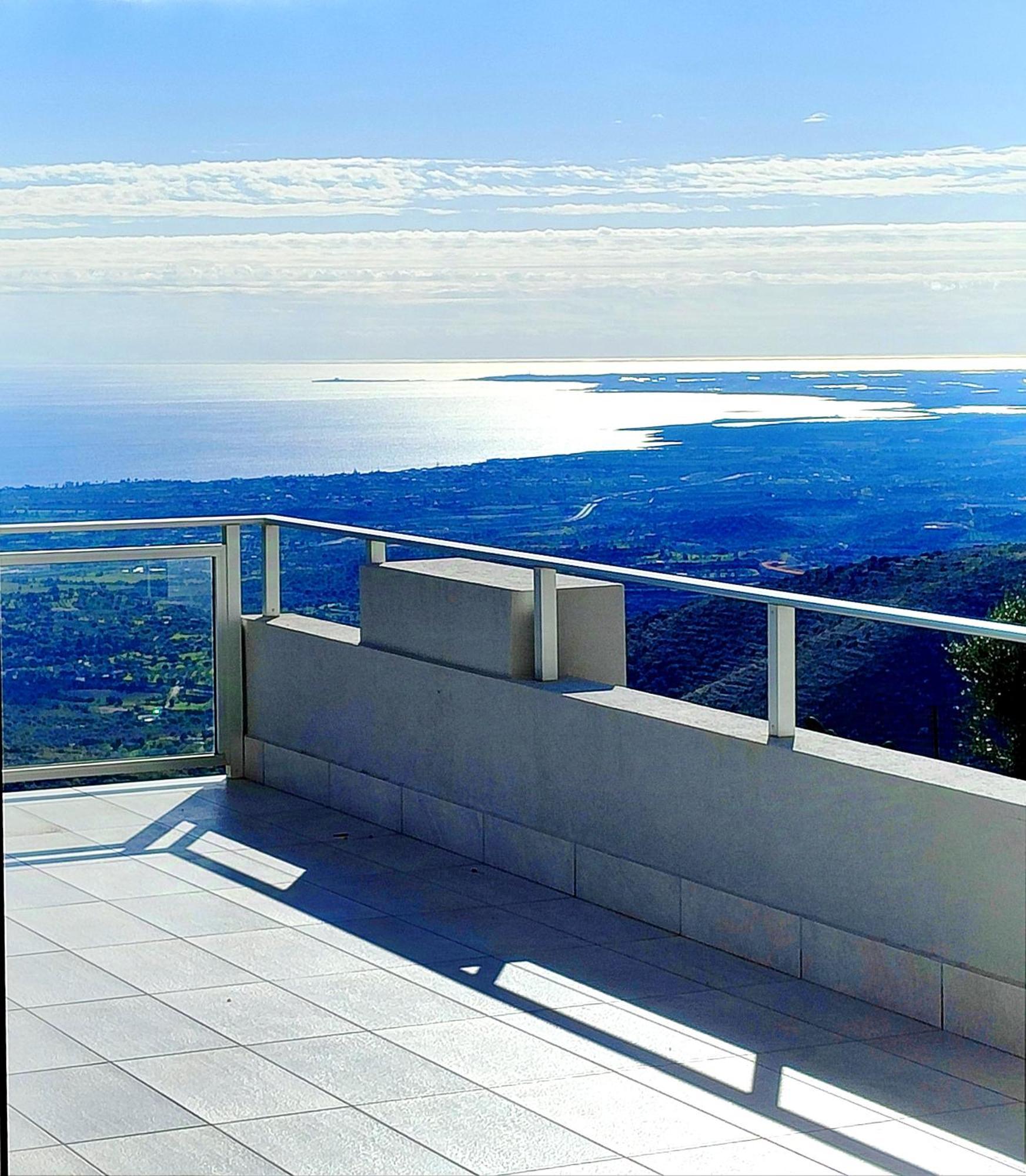 Villa Orizzonte Sullo Jonio อาโวลา ภายนอก รูปภาพ