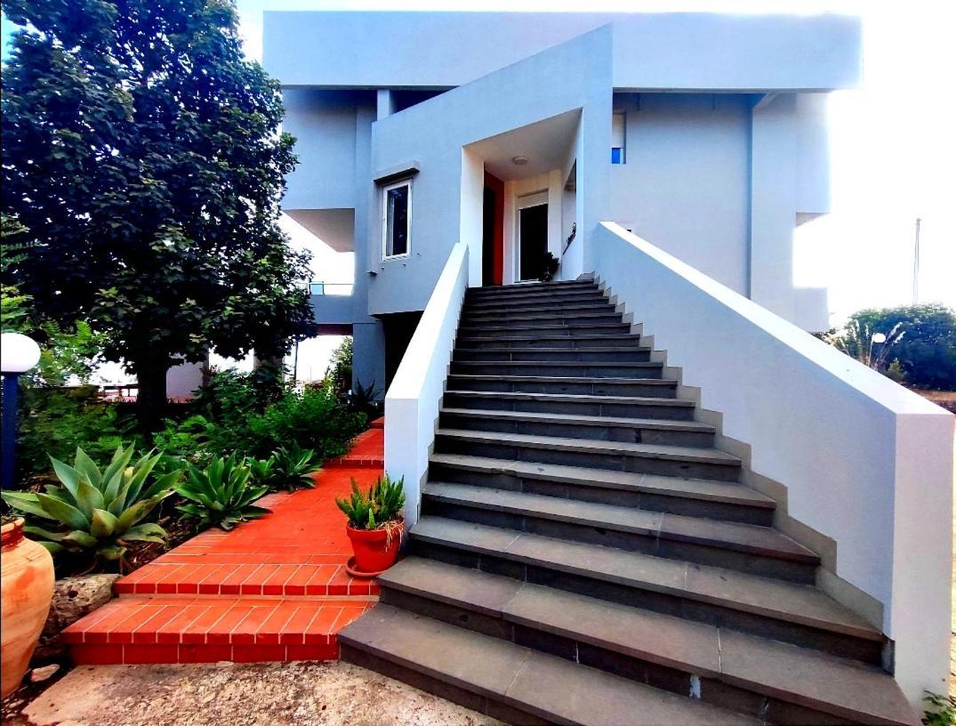 Villa Orizzonte Sullo Jonio อาโวลา ภายนอก รูปภาพ